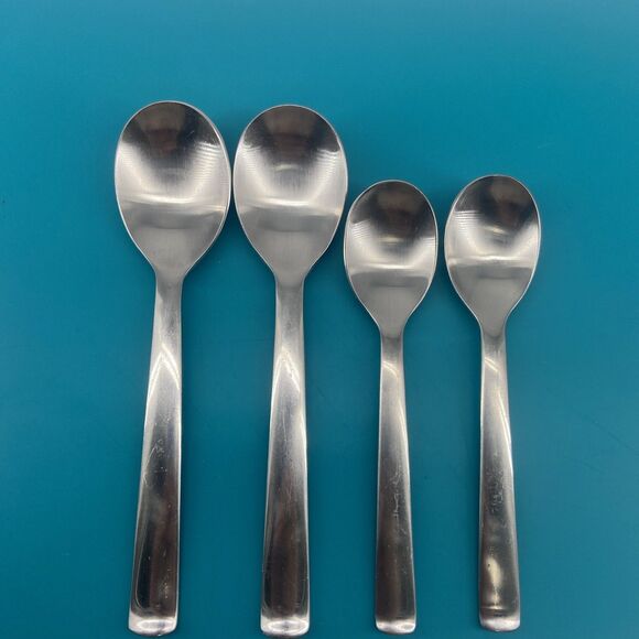 8 Pc Robert Welch FOSTER 18/10 Satin Flatware Stainless Steel Vietnam - Picture 6 of 7